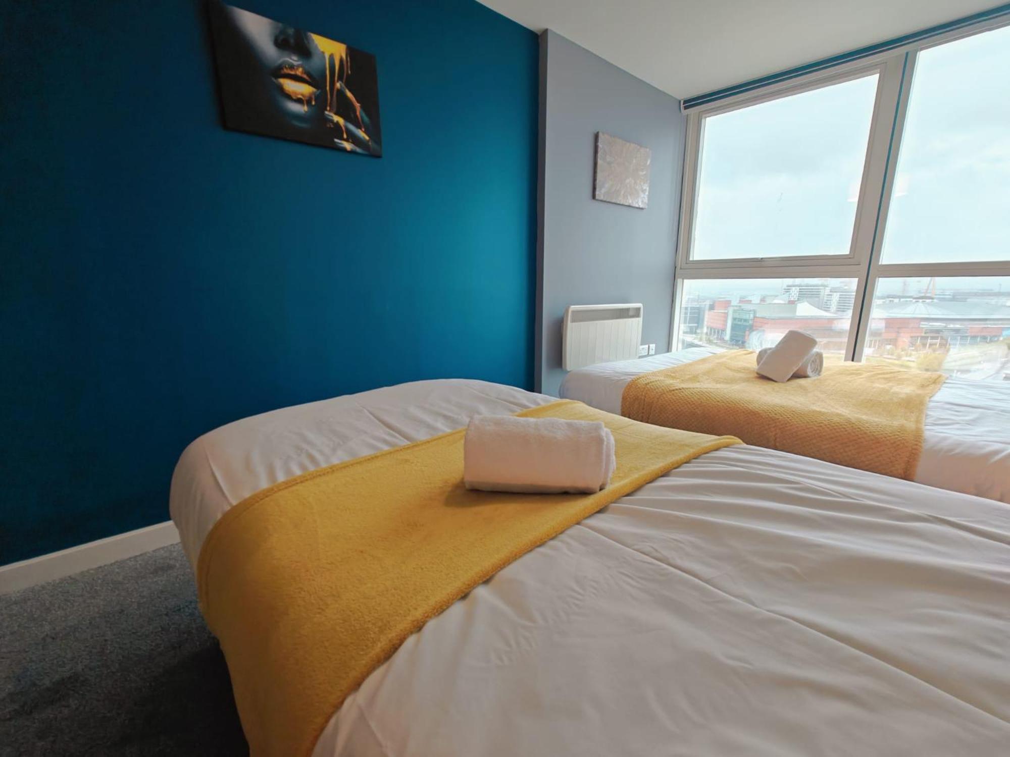 2br Stunning Centre *
