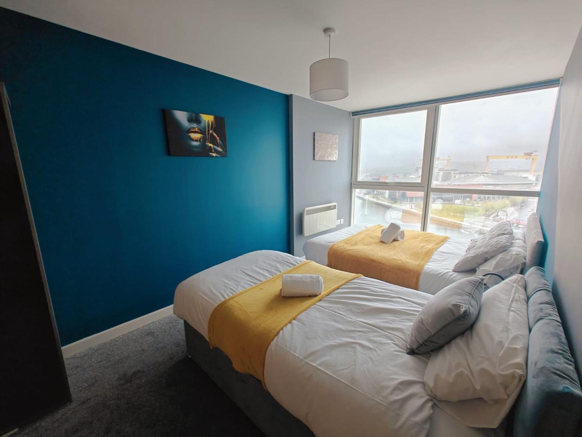 2br Stunning Centre * Belfast
