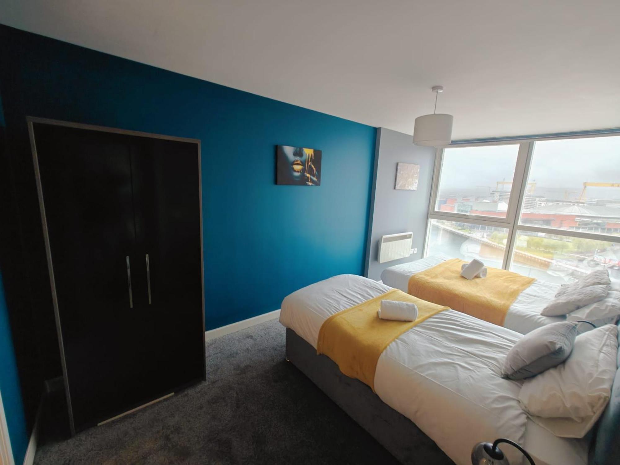 2br Stunning Centre